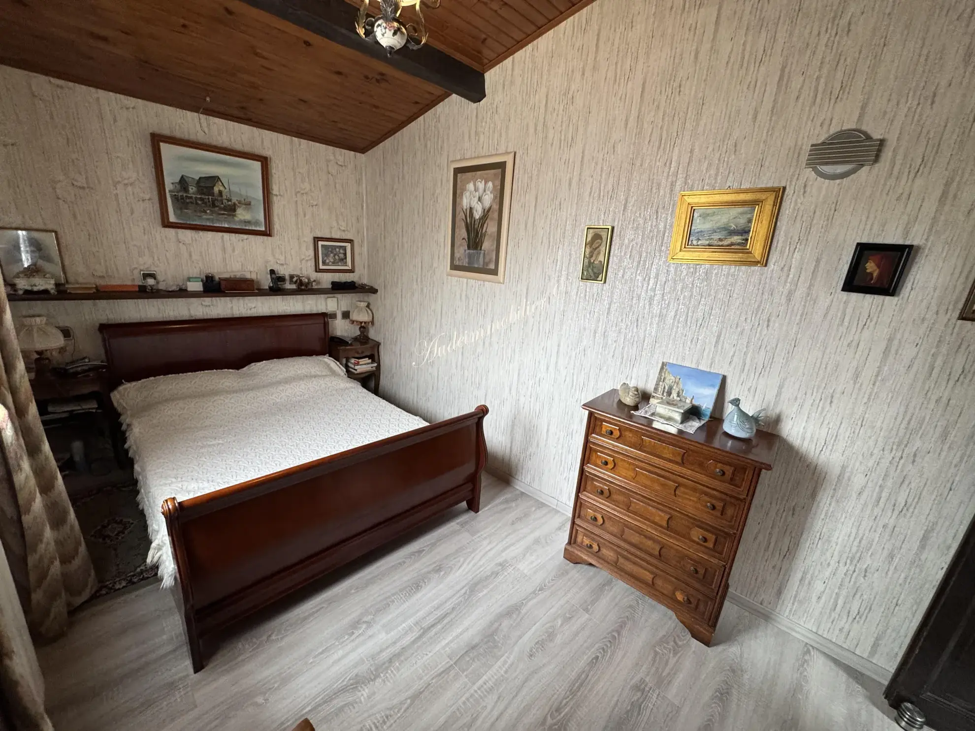 Maison spacieuse avec jardin, garage et appartement à Couiza dans l'Aude 
