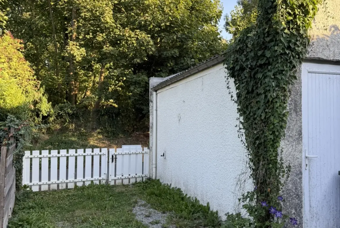 Maison 3 chambres avec garage et terrain à Rousies près de Maubeuge 