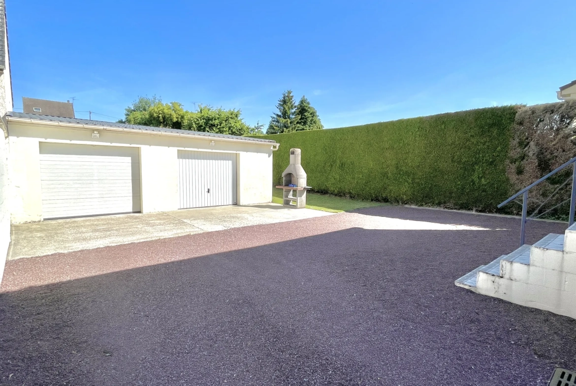 Maison individuelle rénovée proche de Saint-Quentin avec jardin et garage 