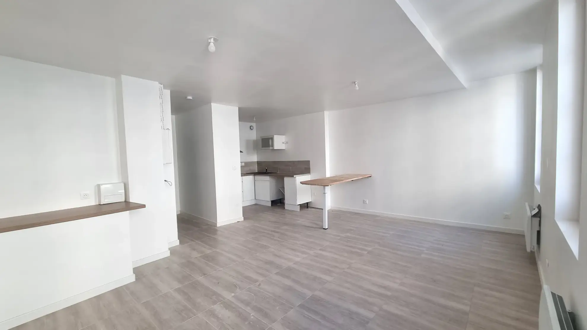 A vendre appartement lumineux de 80,55 m² avec vue sur le château à Sommieres 