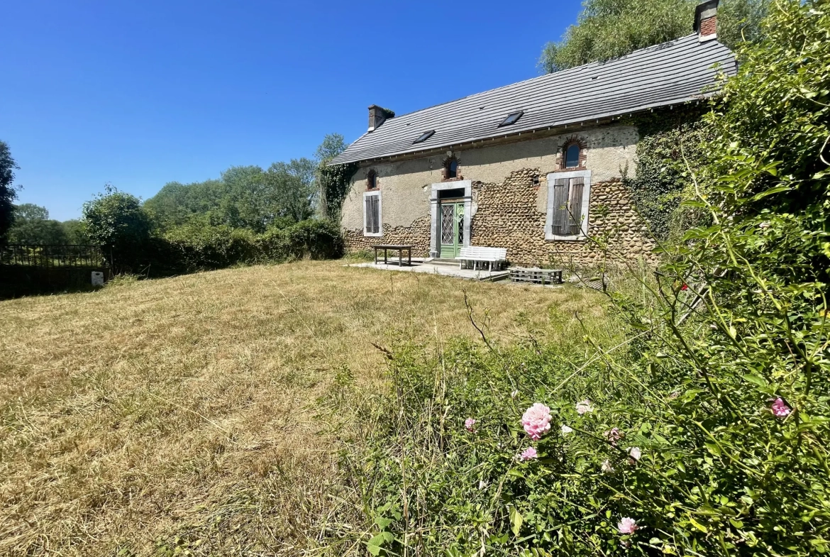 Charmante maison à rénover avec terrain à Montaner (64) - Potentiel familial 