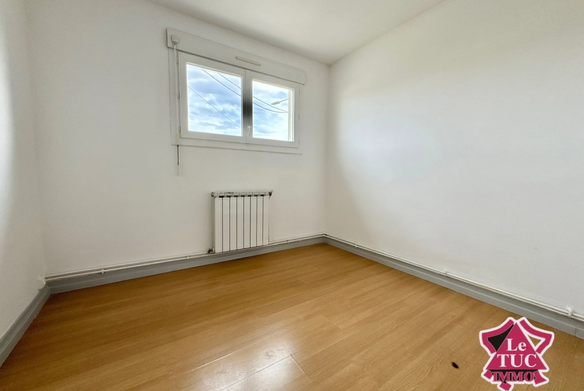 Maison 3 chambres avec garage, jardin et véranda à Villeneuve-sur-Lot 