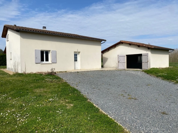 Maison contemporaine avec 4 chambres à vendre à Aubeterre sur Dronne