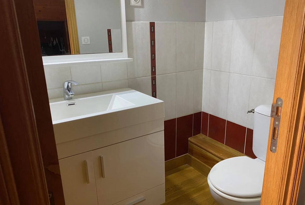 Maison contemporaine avec 4 chambres à vendre à Aubeterre sur Dronne 