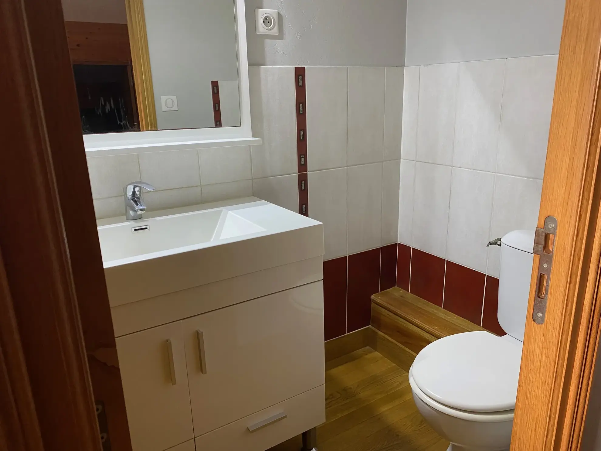 Maison contemporaine avec 4 chambres à vendre à Aubeterre sur Dronne 