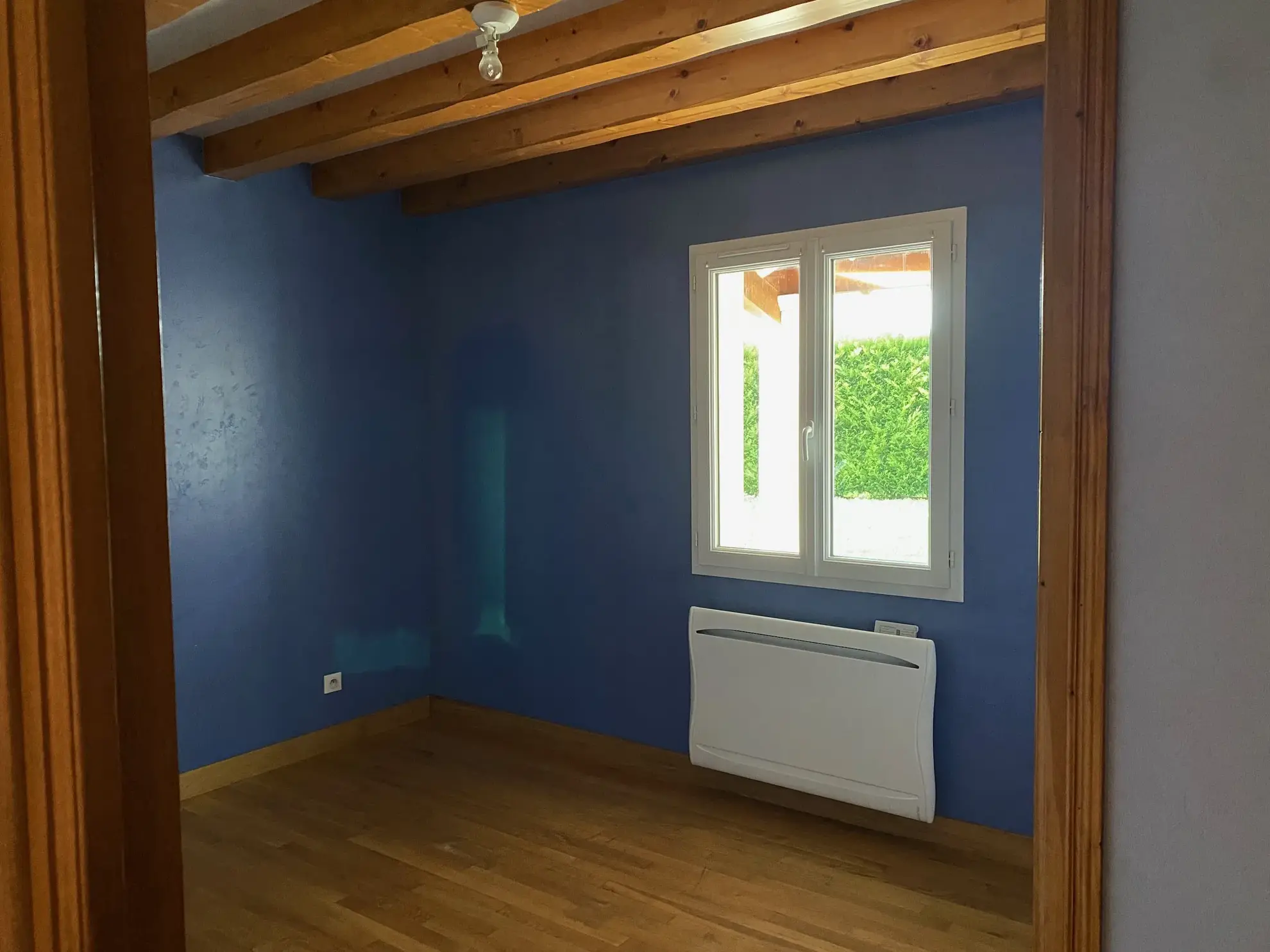 Maison contemporaine avec 4 chambres à vendre à Aubeterre sur Dronne 