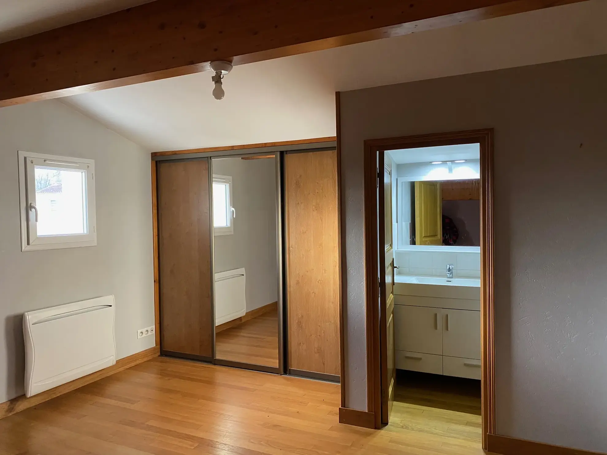 Maison contemporaine avec 4 chambres à vendre à Aubeterre sur Dronne 