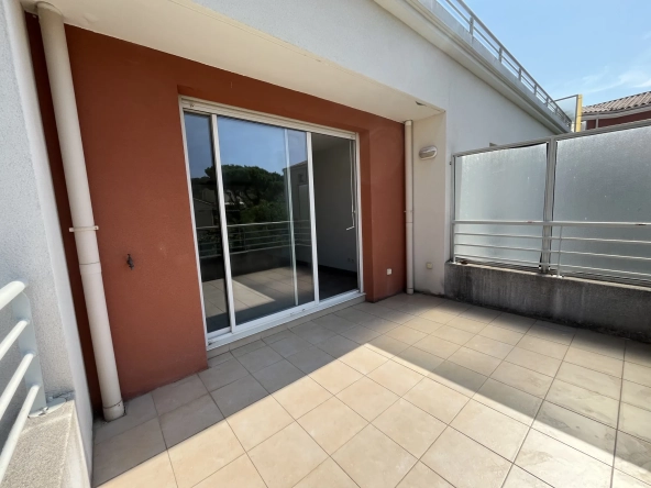 A vendre T3 avec terrasse de 10 m² et parking à La Seyne-sur-Mer