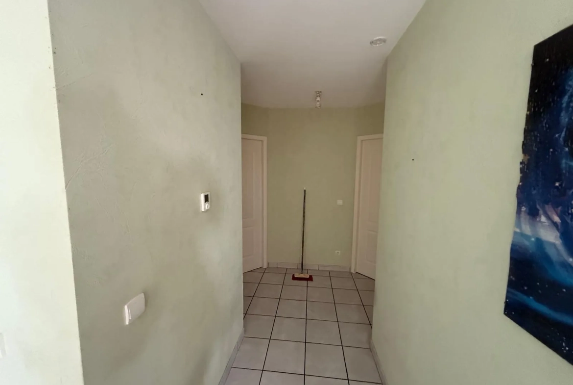 Maison de plain-pied BBC RT 2012 à vendre à Saint-Pierre-des-Nids, investissez dans l'immobilier 