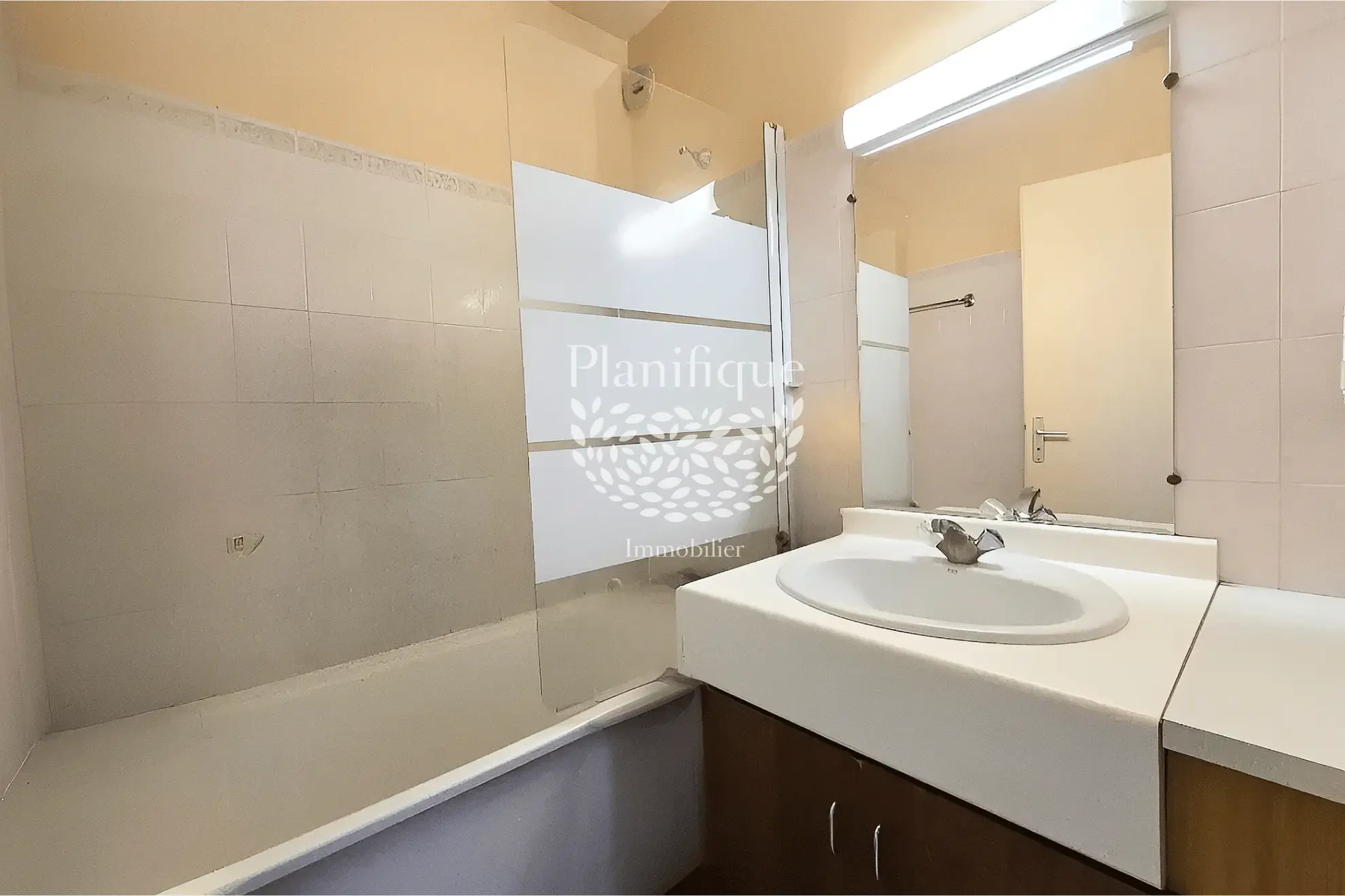 Appartement T2 de 43 m² avec balcon à Amphion, Publier 