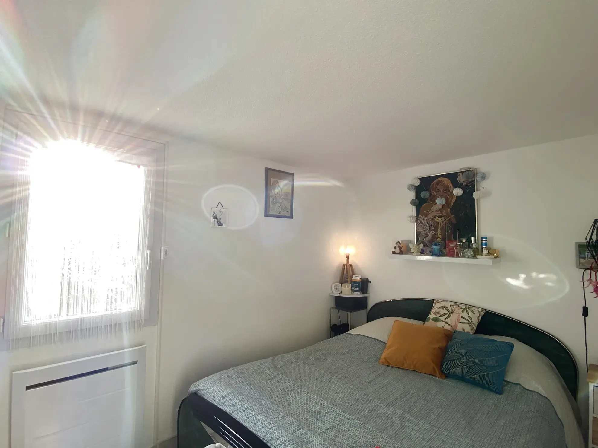 Appartement traversant lumineux avec mezzanine, terrasse et parking à Valras Plage 
