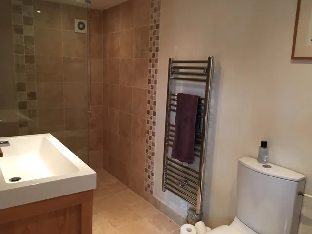 Charmante maison de campagne 130m² avec piscine, granges et grand jardin à Masbaraud Merignat 