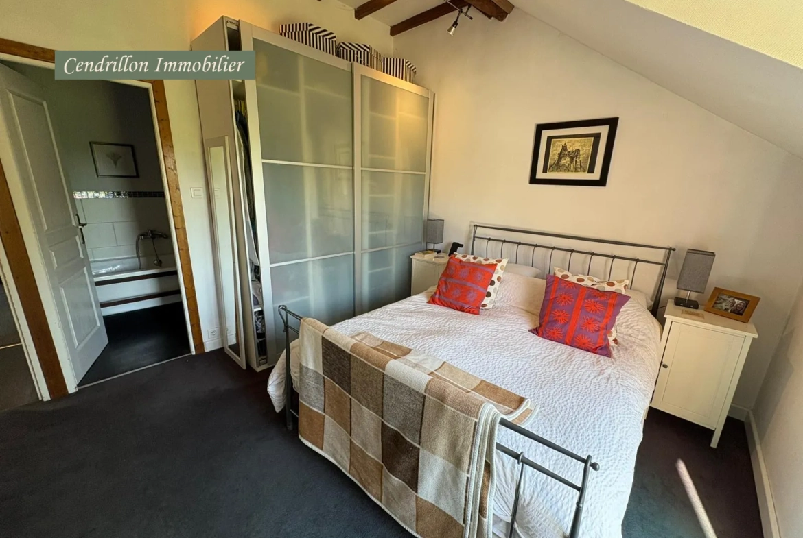 Charmante maison de campagne 130m² avec piscine, granges et grand jardin à Masbaraud Merignat 