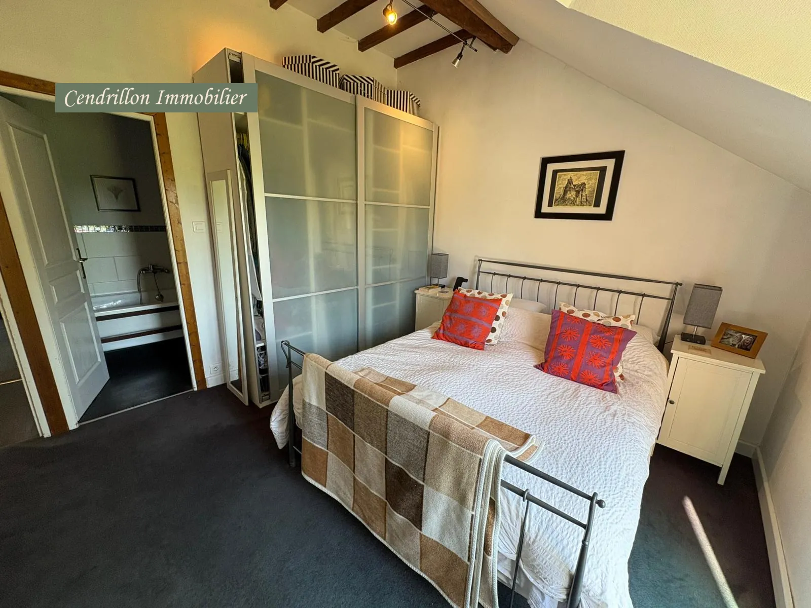 Charmante maison de campagne 130m² avec piscine, granges et grand jardin à Masbaraud Merignat 