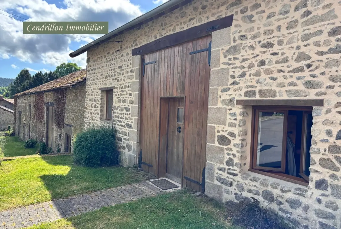 Charmante maison de campagne 130m² avec piscine, granges et grand jardin à Masbaraud Merignat 