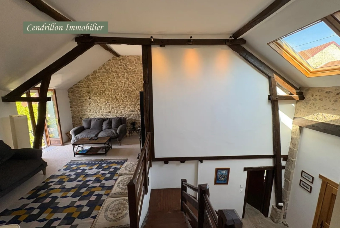 Charmante maison de campagne 130m² avec piscine, granges et grand jardin à Masbaraud Merignat 