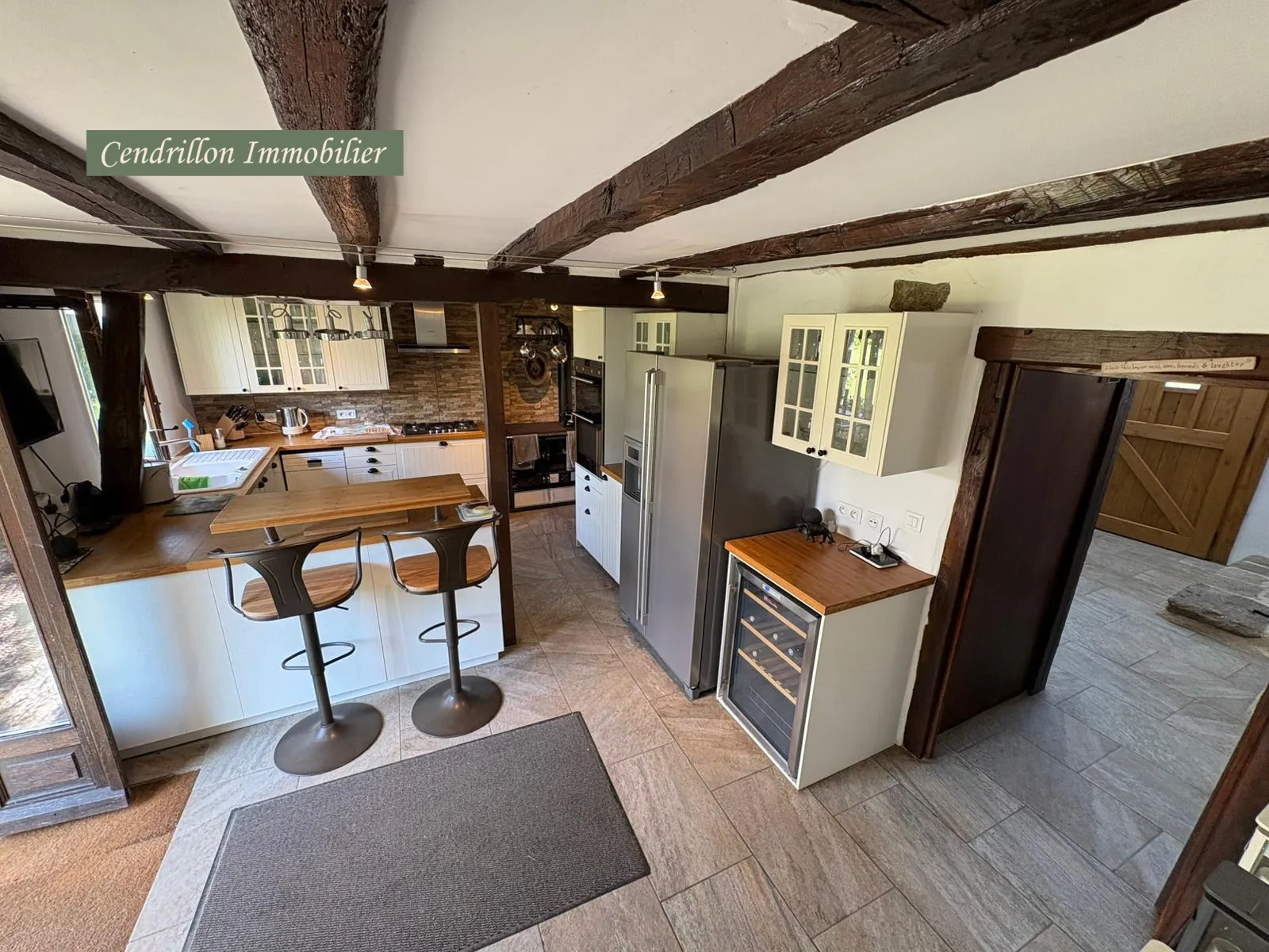 Charmante maison de campagne 130m² avec piscine, granges et grand jardin à Masbaraud Merignat 