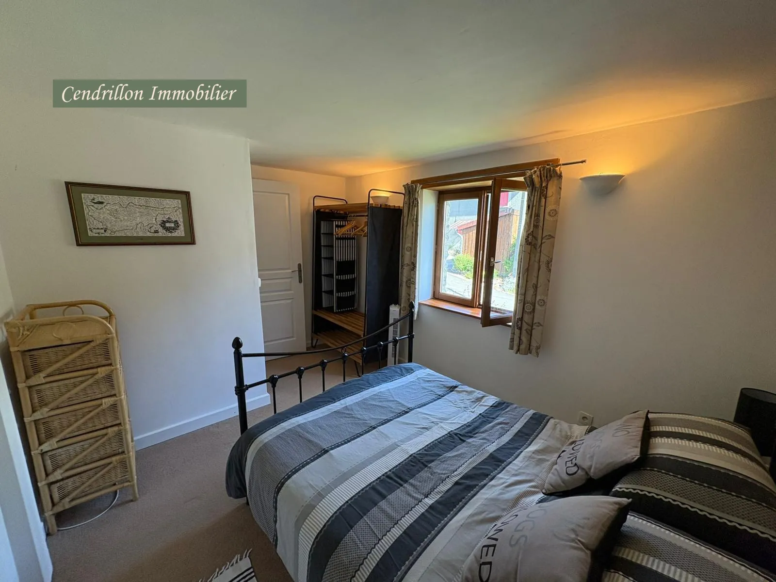 Charmante maison de campagne 130m² avec piscine, granges et grand jardin à Masbaraud Merignat 