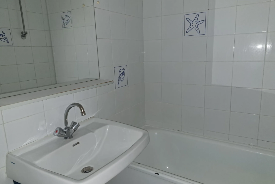 A vendre appartement F2 avec terrasse à Vitry-sur-Seine proche tram T7 
