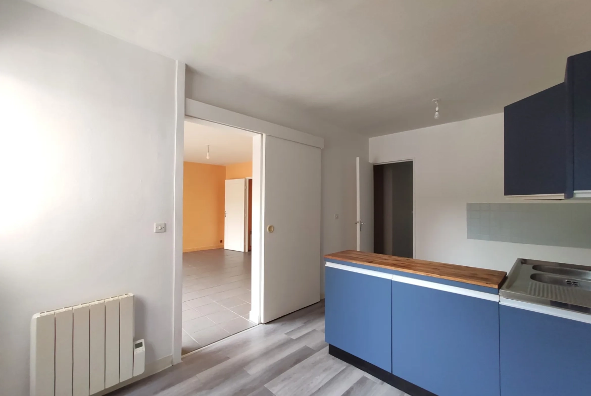 A vendre appartement F2 avec terrasse à Vitry-sur-Seine proche tram T7 
