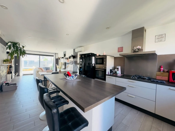 Villa moderne de 120 m² avec piscine à Pollestres, proche Perpignan