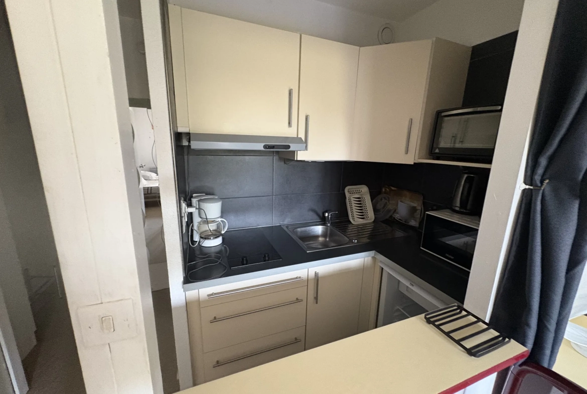 Studio avec balcon à Dax – Opportunité d'investissement locatif 