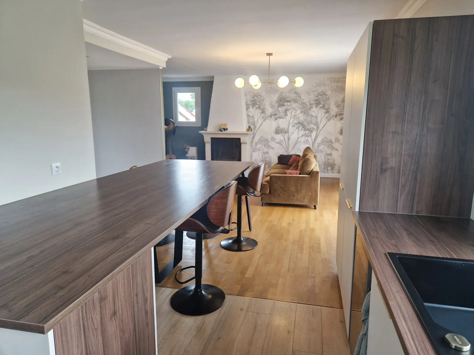 Maison à vendre à Favars avec piscine et terrasse – Rénovée, 115 m² 