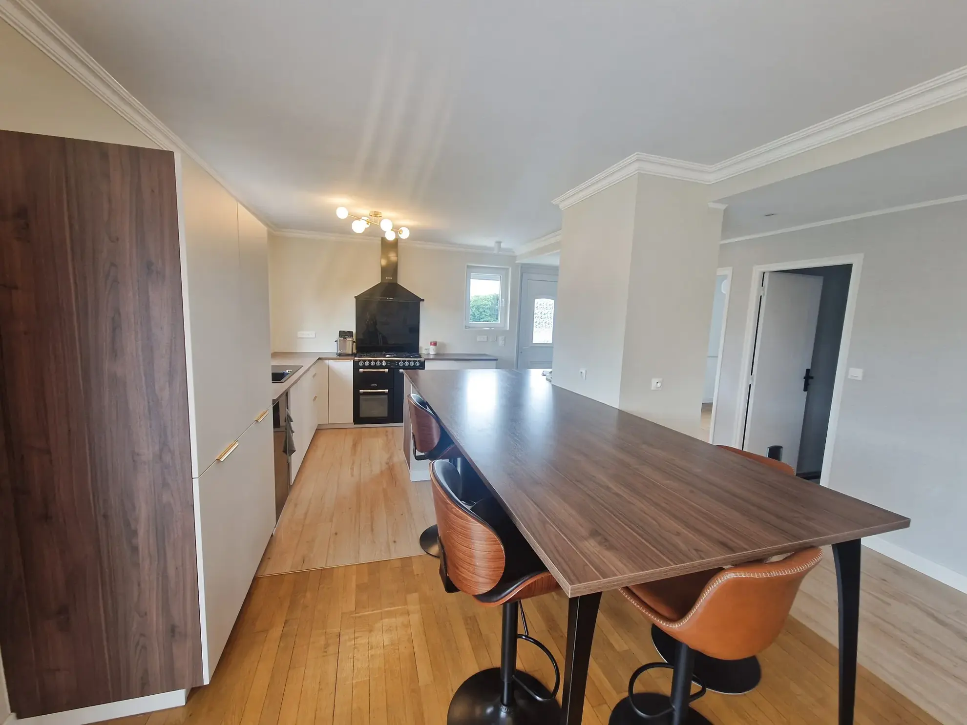 Maison à vendre à Favars avec piscine et terrasse – Rénovée, 115 m² 