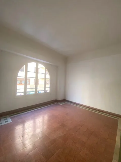 Appartement T4 lumineux avec balcon à vendre à Perpignan 