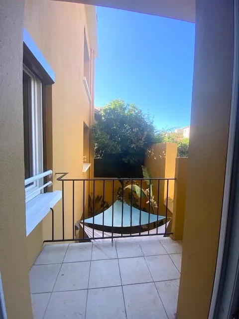 Appartement T4 lumineux avec balcon à vendre à Perpignan 