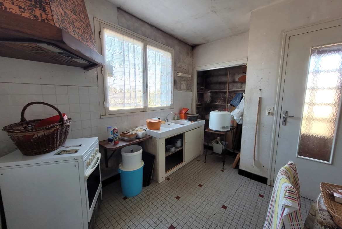 Pavillon à vendre à Aix en Othe – Maison avec sous-sol et 3 chambres 
