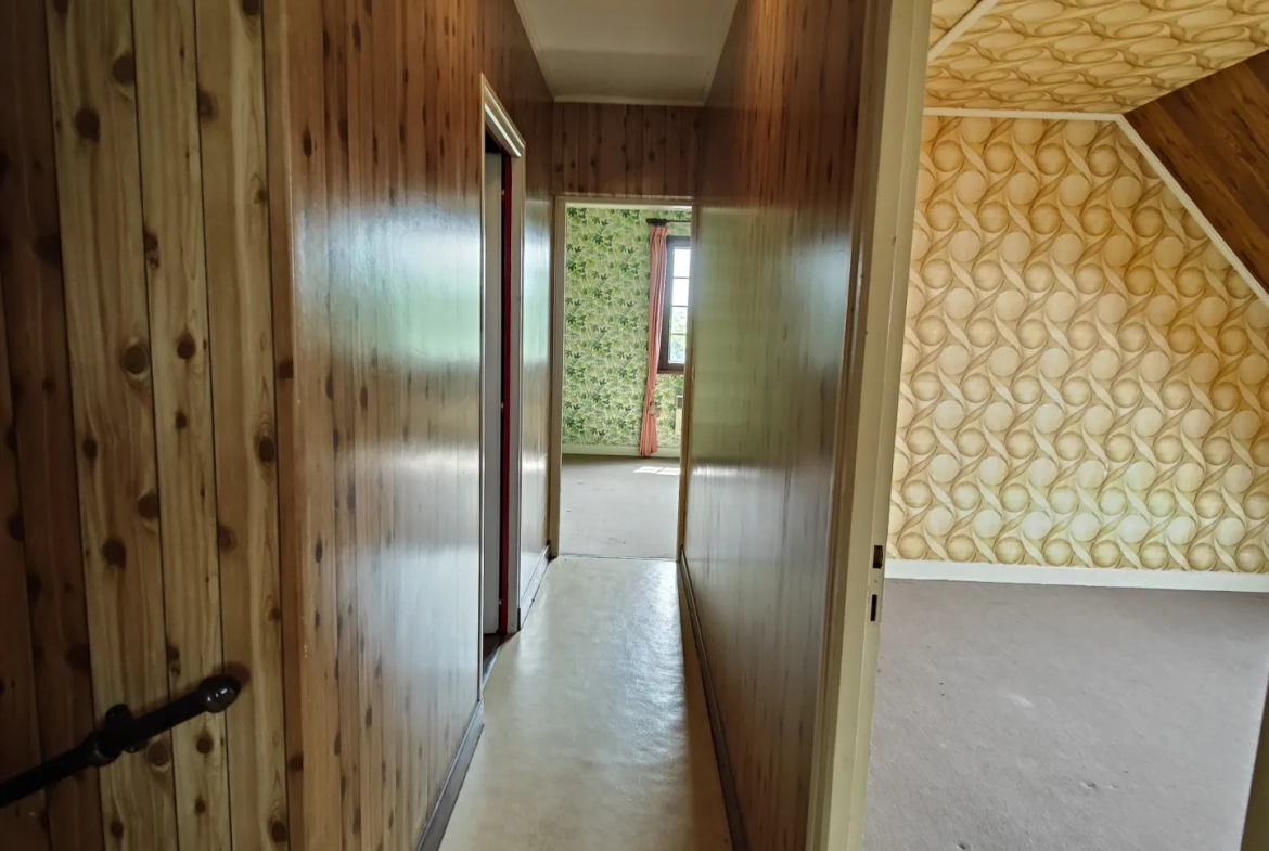 Maison familiale à Charmoy avec grand potentiel et garage - 4 chambres 