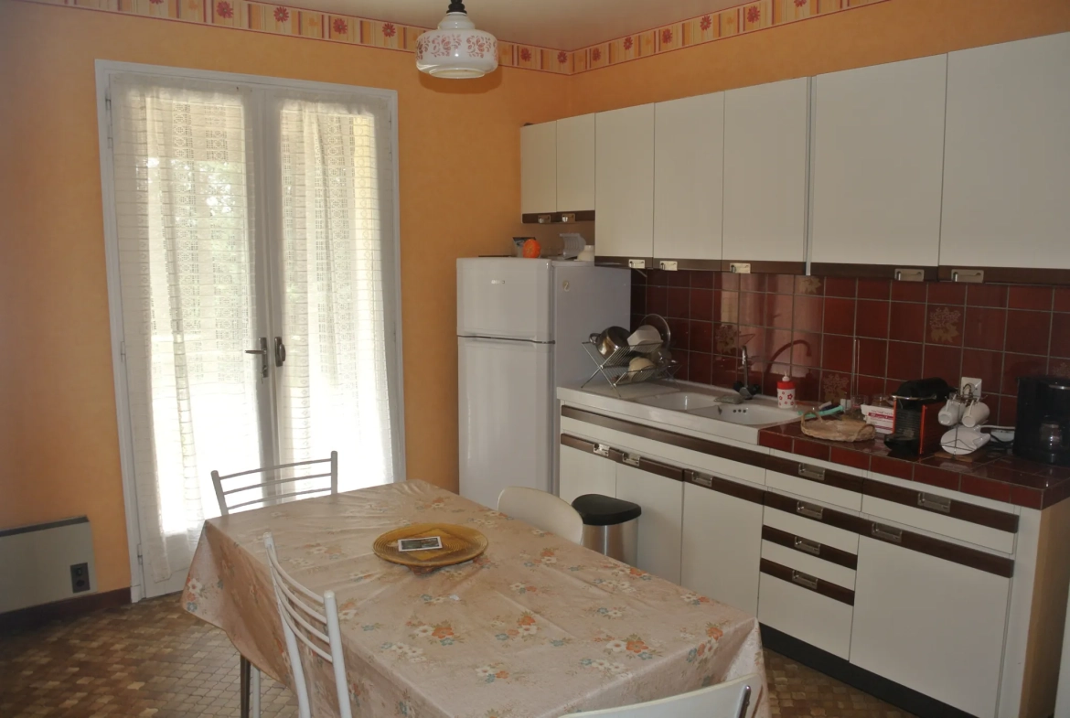 Maison de plain-pied à vendre près de Marmande avec grand jardin à Beaupuy 