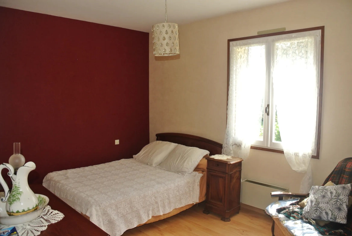Maison de plain-pied à vendre près de Marmande avec grand jardin à Beaupuy 
