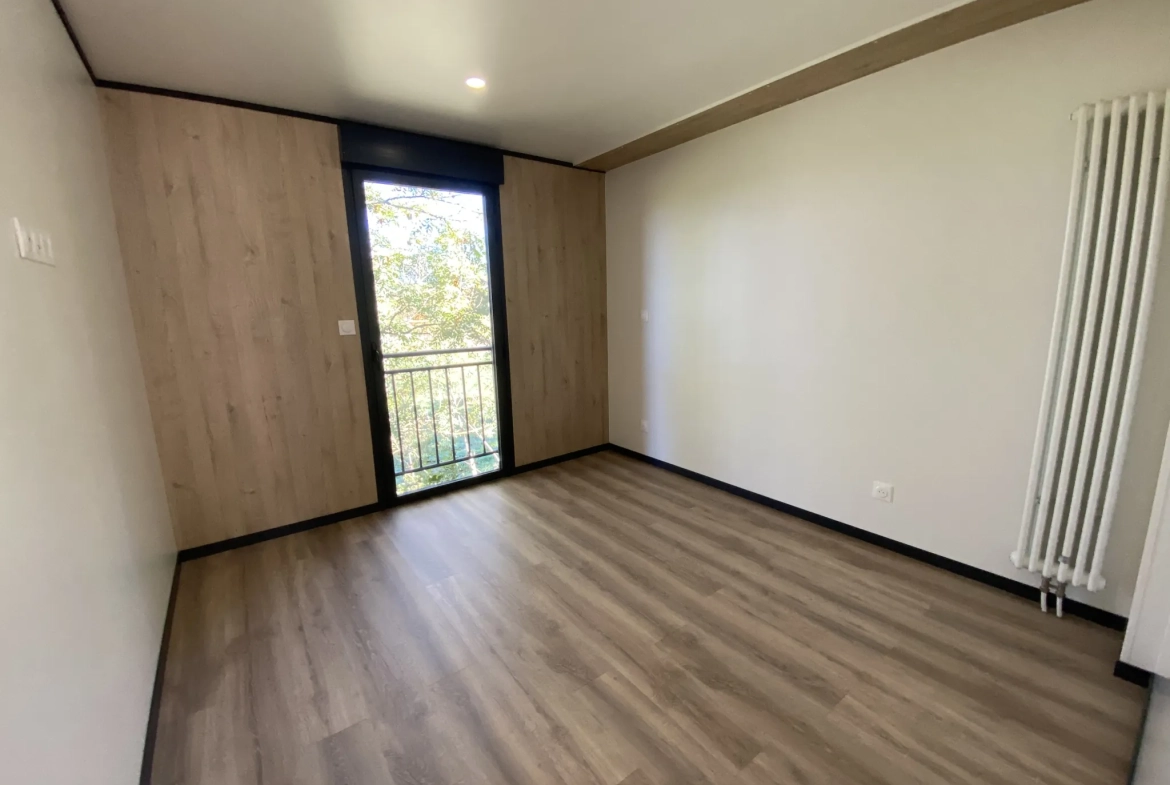 Maison 4 pièces à Ancelle dans résidence de montagne avec terrasse 