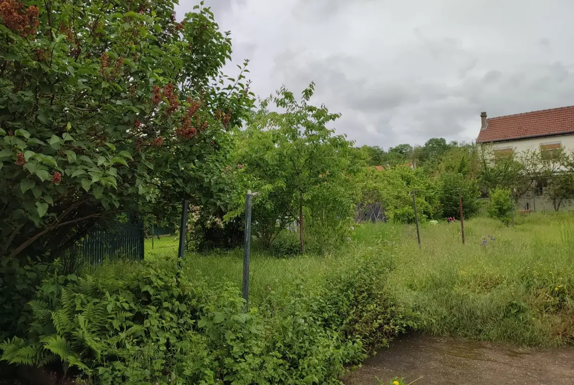 Maison à vendre à Remilly avec 3 chambres, garage et terrasse - 89 m² 