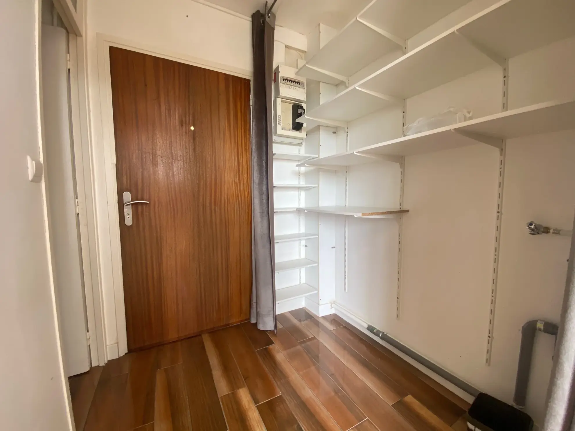 Appartement F1 en résidence sécurisée à La Sentinelle - Investissement rentable 