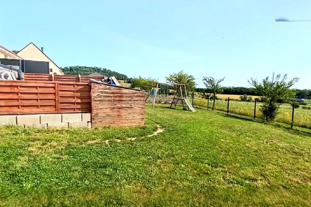 Maison moderne avec garage, piscine et jardin à Barisey-la-Côte près de Colombey-les-Belles 