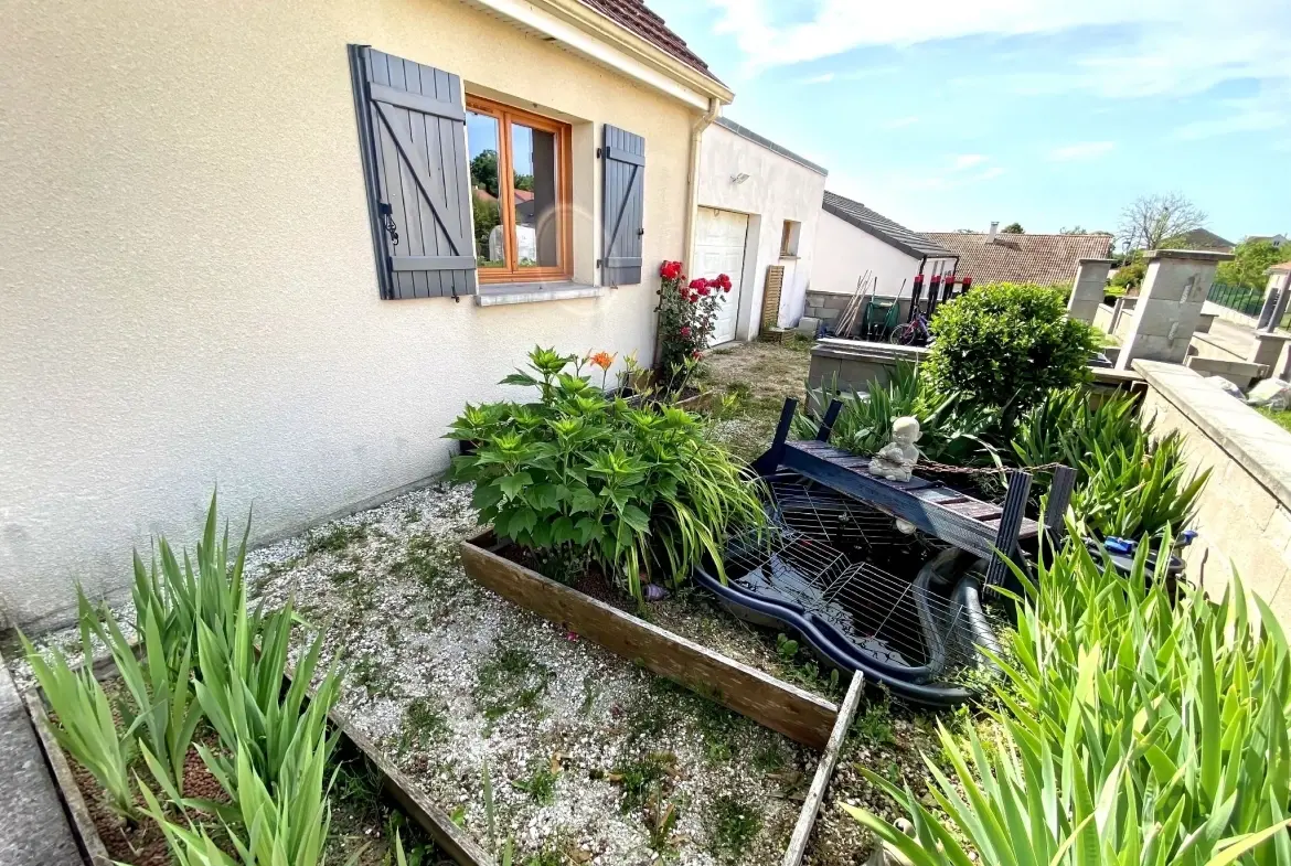 Maison moderne avec garage, piscine et jardin à Barisey-la-Côte près de Colombey-les-Belles 