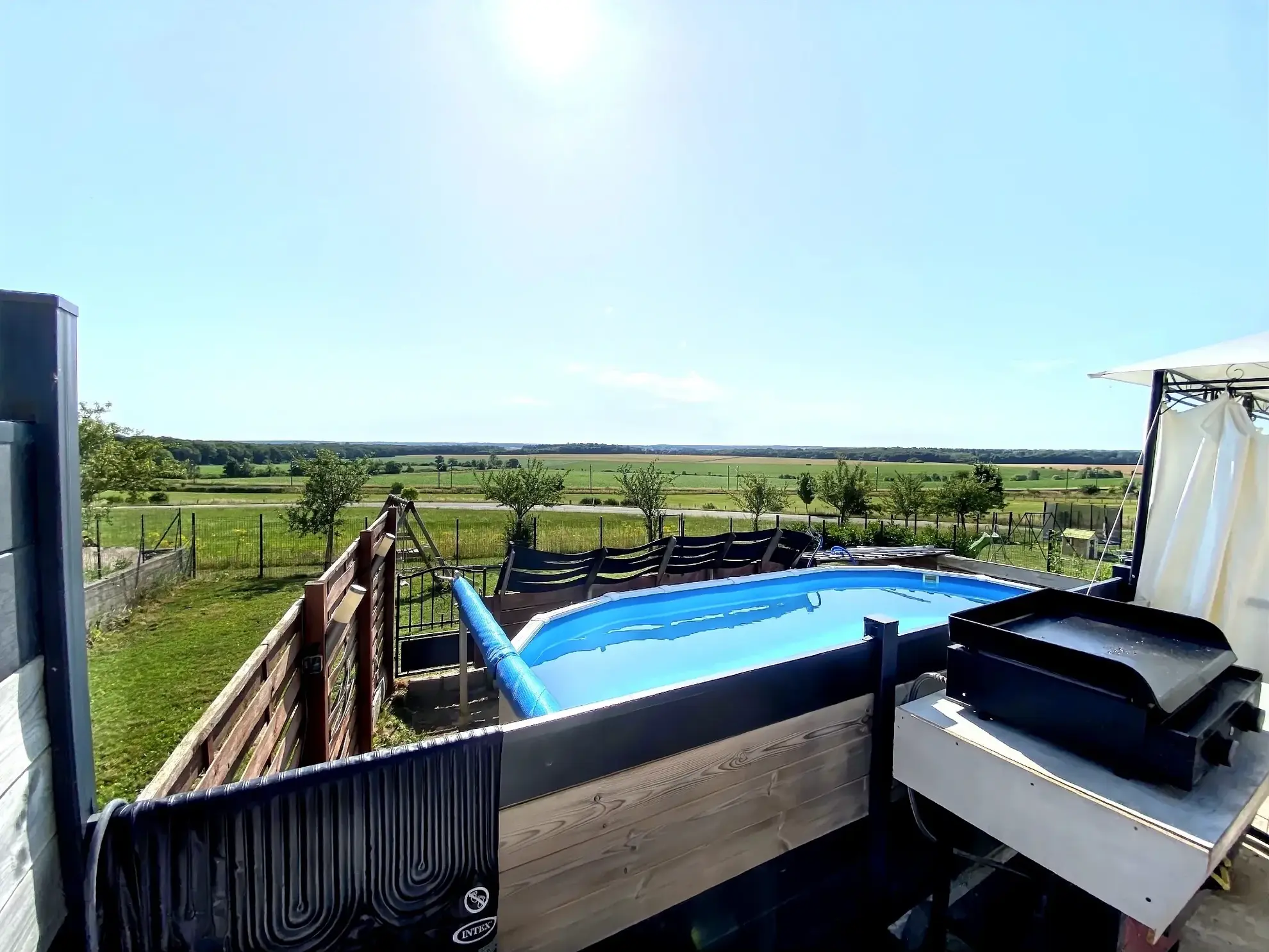 Maison moderne avec garage, piscine et jardin à Barisey-la-Côte près de Colombey-les-Belles 