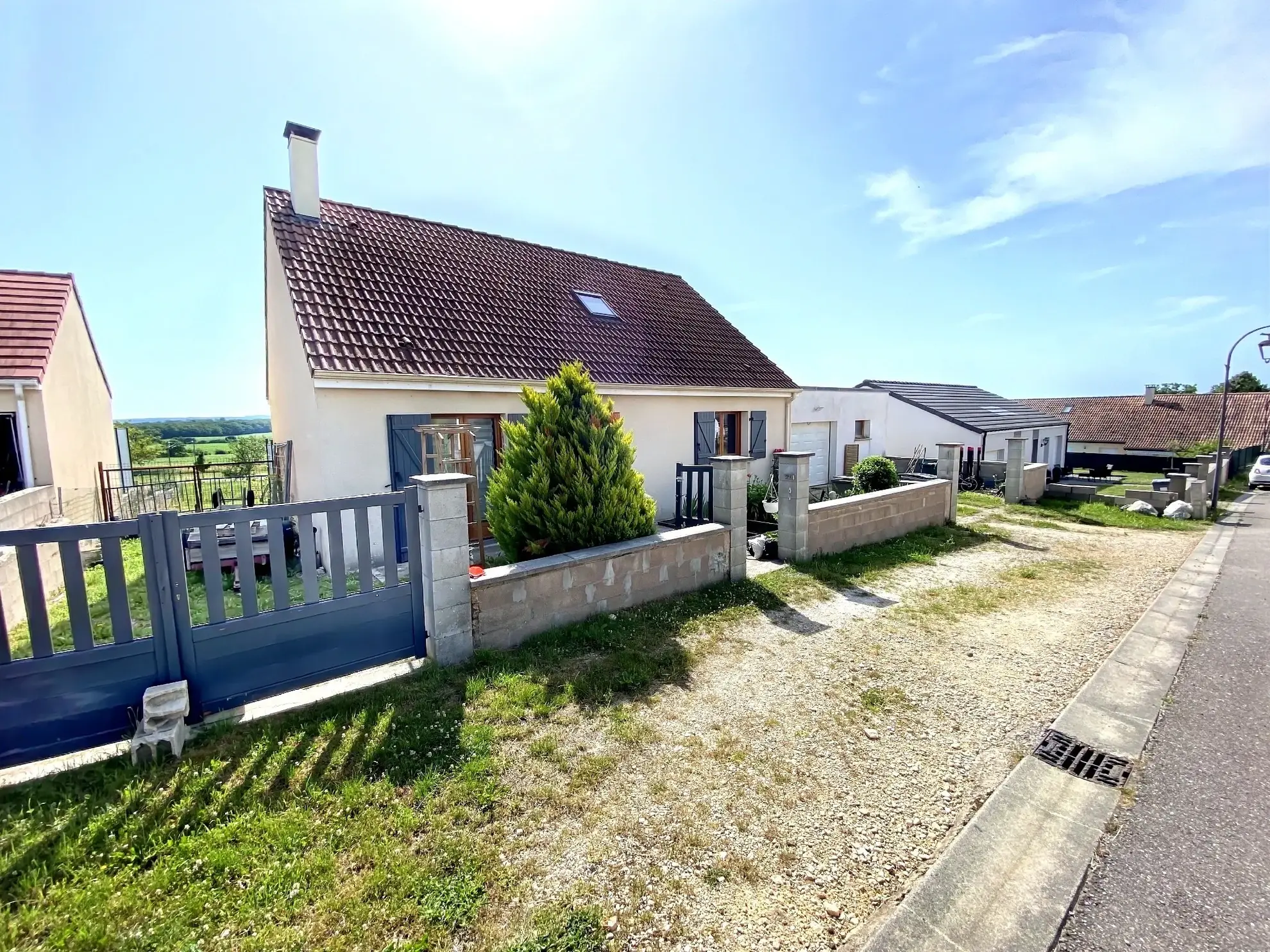Maison moderne avec garage, piscine et jardin à Barisey-la-Côte près de Colombey-les-Belles 