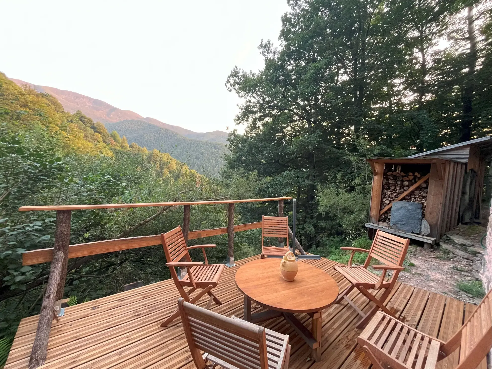 Ferme écologique et autonome de 42 m² dans les Pyrénées Ariégeoises 