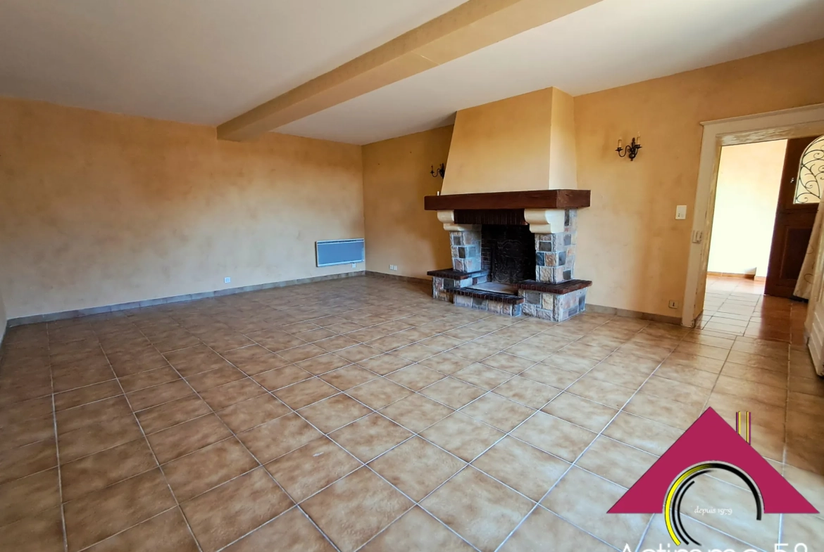 Longère de 124 m² avec 4 chambres, garage et terrasse à Dun-sur-Auron 