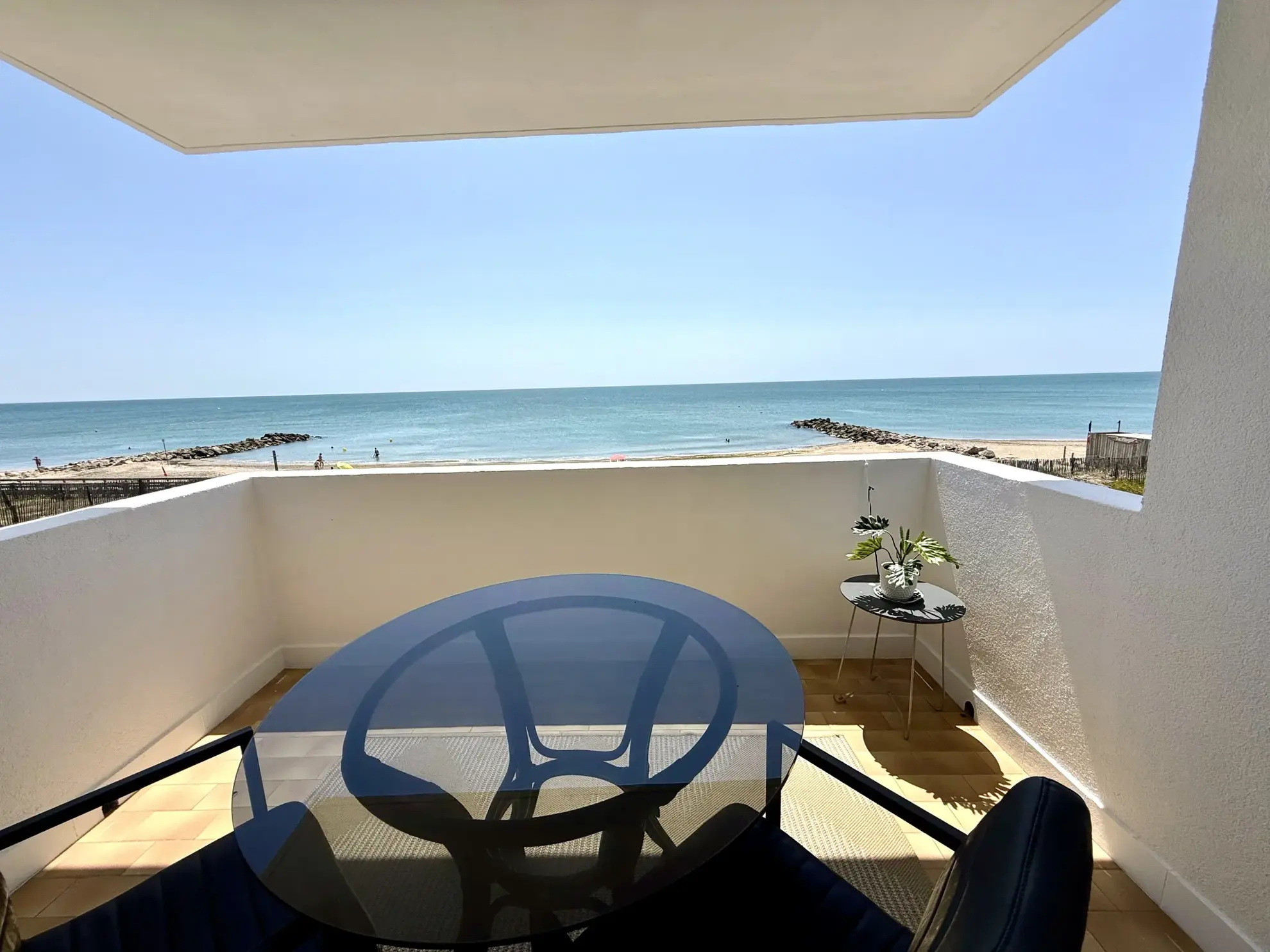 Appartement T2 vue mer à Frontignan Plage avec piscine et parking 