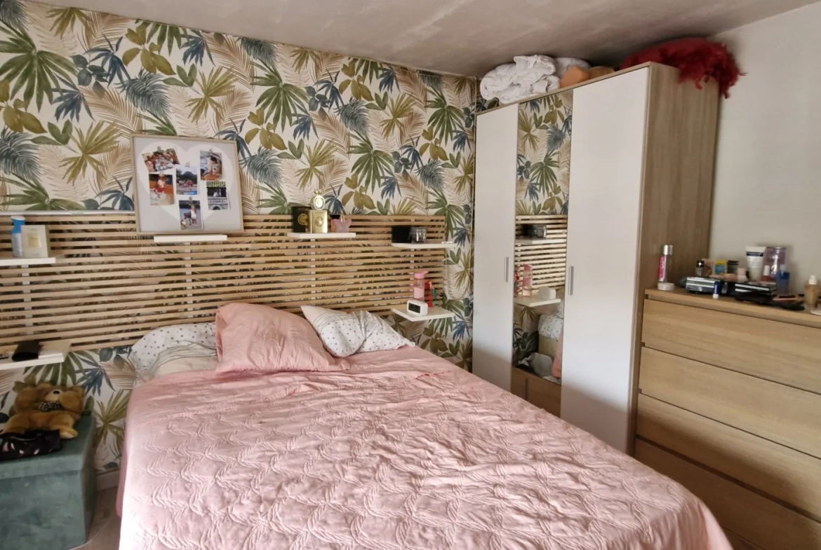 Vente d’un ensemble de deux maisons à Saint-Chamond avec terrain et garage 