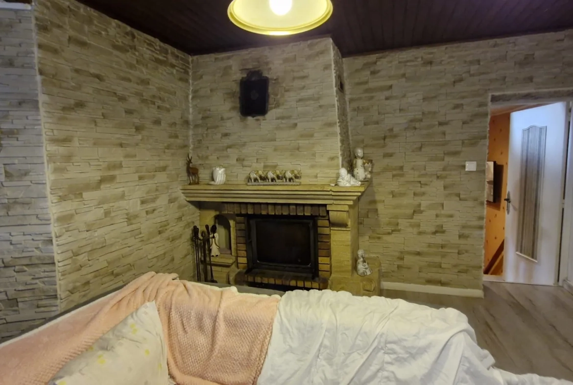 Vente d’un ensemble de deux maisons à Saint-Chamond avec terrain et garage 
