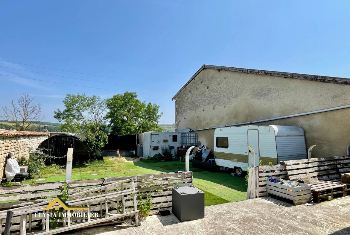 Achat maison de charme à Troussey avec vue sur la Meuse, 9 pièces, 259 m2 