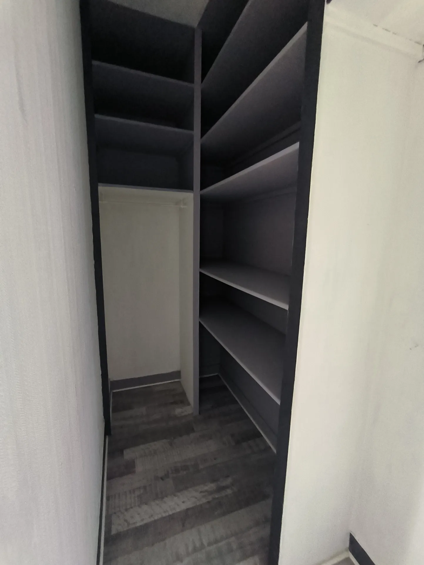 Lot immobilier avec local commercial et appartement loués à Elbeuf - 133 m² 