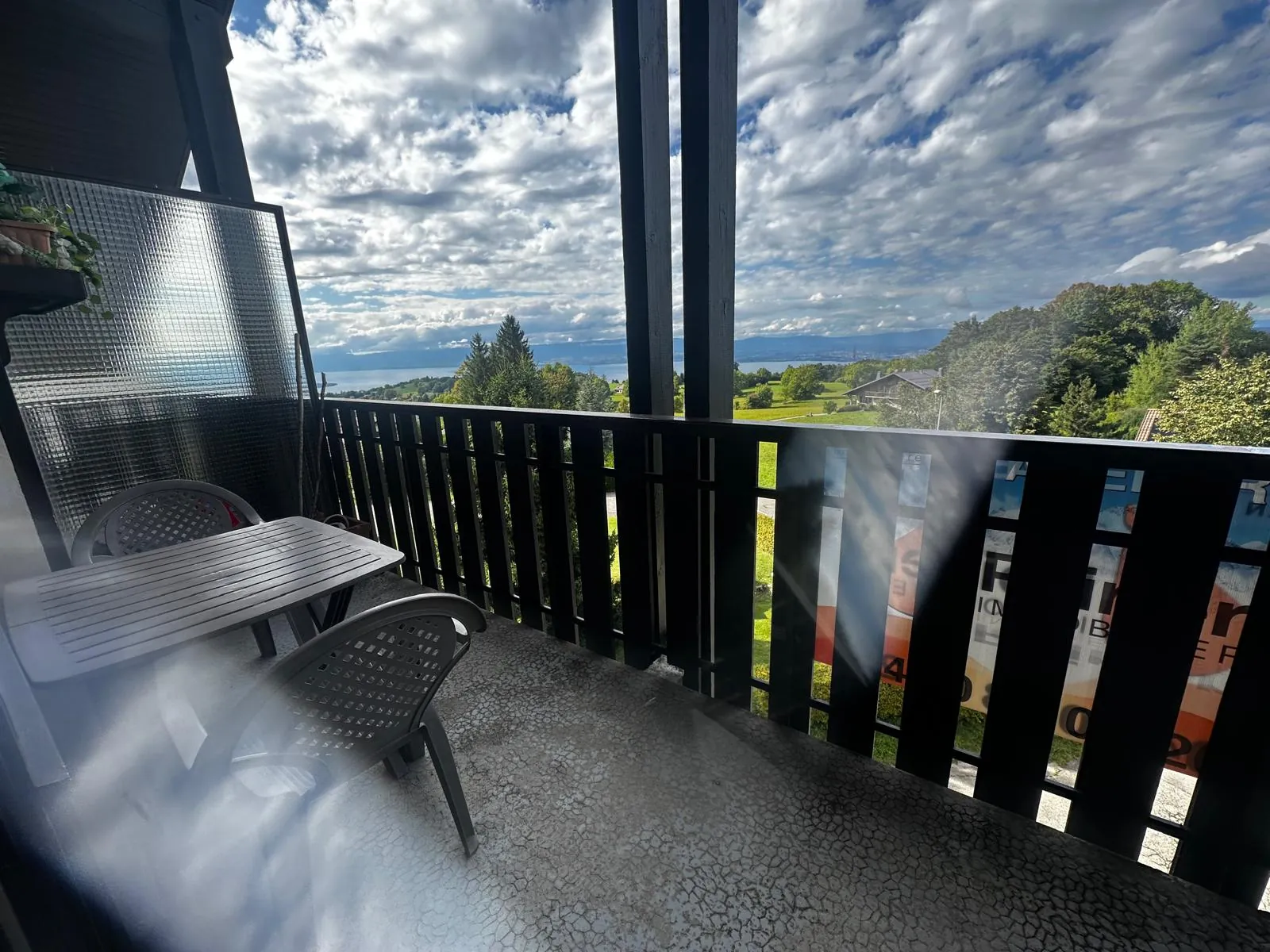 Appartement duplex avec vue lac à Thollon-les-Mémises près d'Evian 