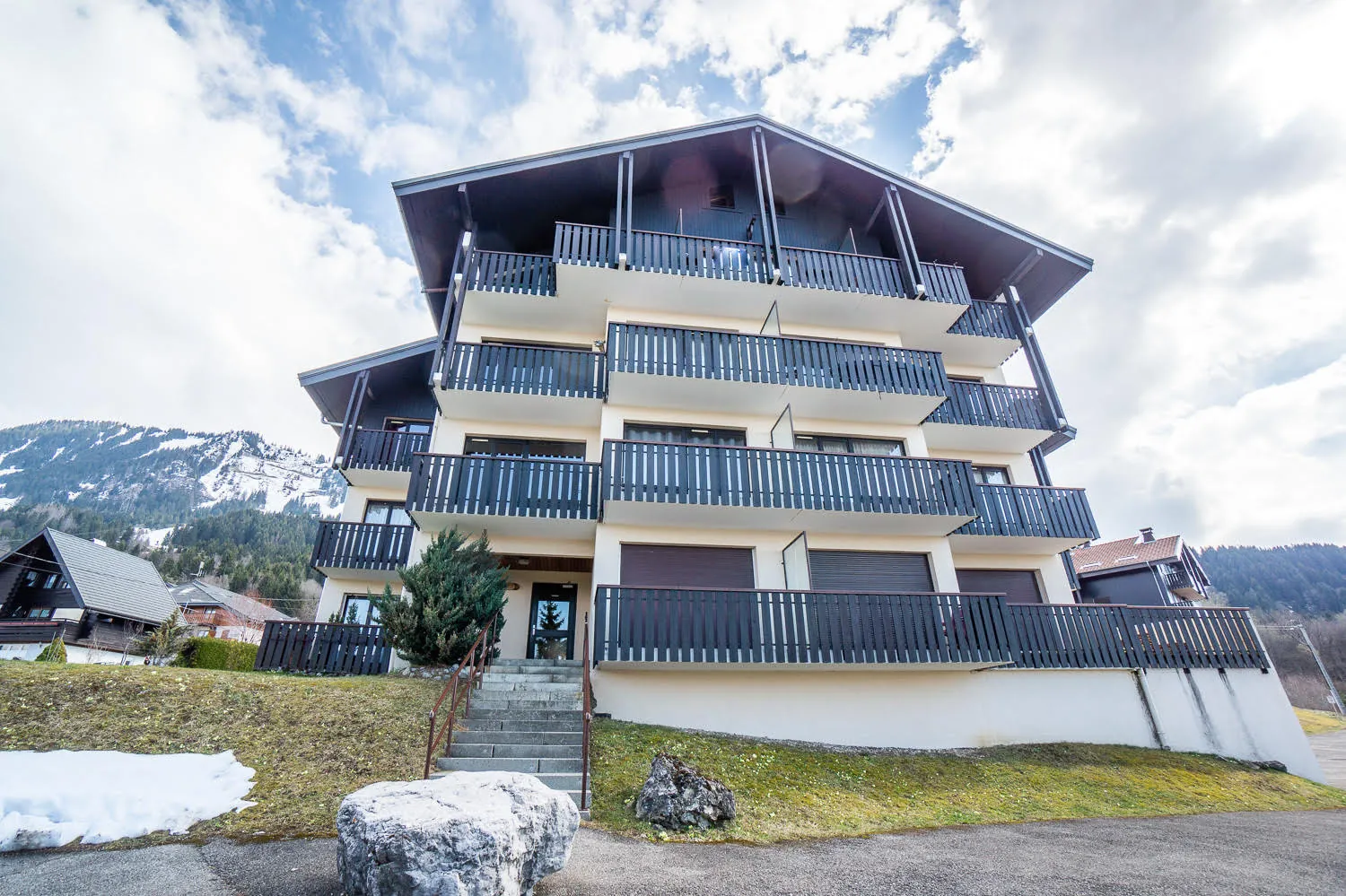 Appartement duplex avec vue lac à Thollon-les-Mémises près d'Evian 